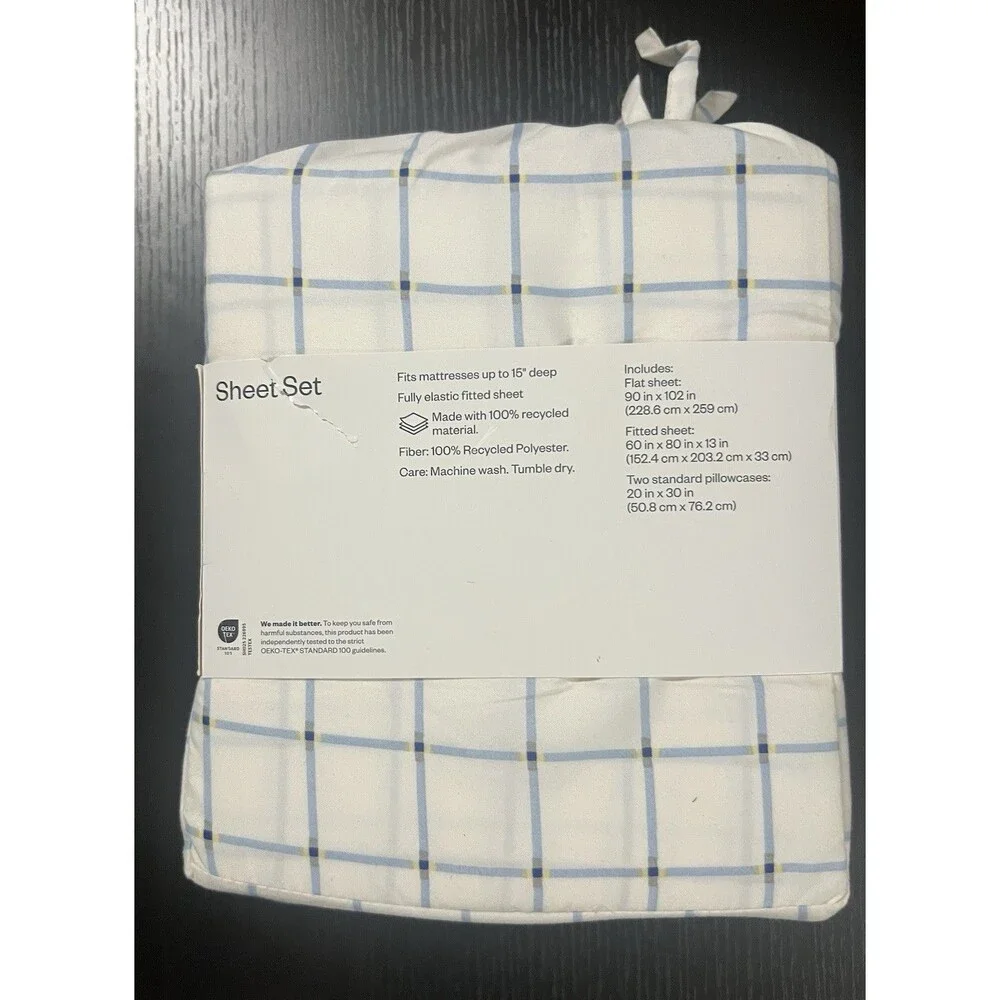 Room Essentials White Checkered Microfiber Queen Bed Sheet Set